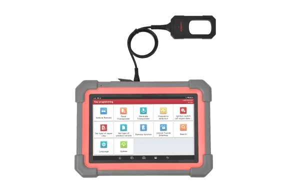 جهاز Launch X431 Key Programmer في بيئة عمل، يُستخدم لتشفير مفتاح جديد لسيارة، مما يبرز فعاليته ودقته في البرمجة